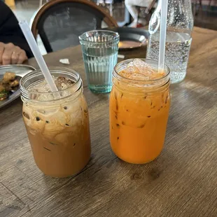 Thai tea and coffee