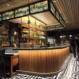 Main bar