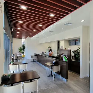 Nice interior decor.