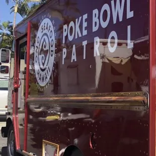 Can't miss this clean bright &amp; shiny food truck!