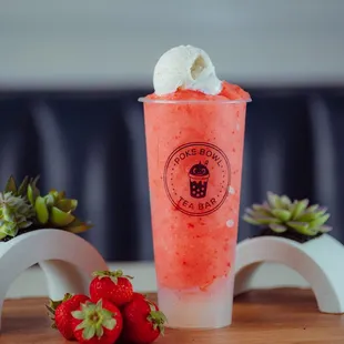 Strawberry slush with lychee jelly and ice cream