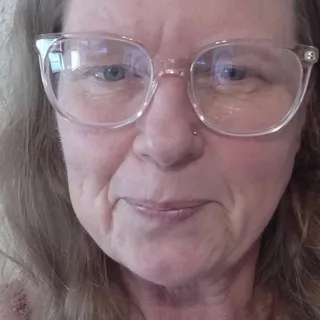Suzzette K.
