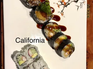 Sakana Sushi Asian Fusion