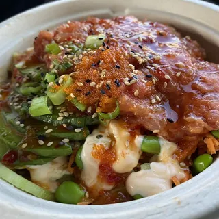 H7. Spicy Tuna Poke Bowl