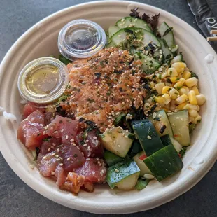 Poke bowl B with 1 side and 2 proteins