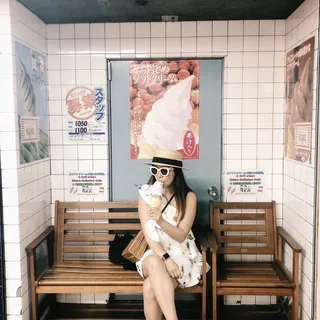 Melanie Y.