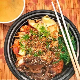 Medium Bowl to-go with free miso soup
