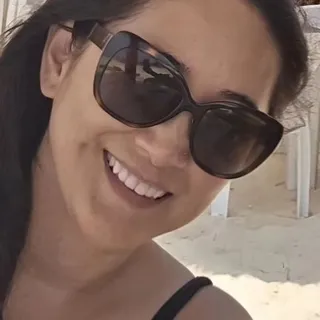 Ruthie R.