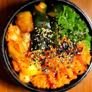 Spicy ahi with kimchi, cucumber kimchi, and seaweed $15