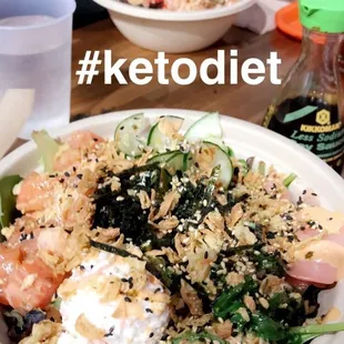 Regular salad bowl with salmon and ahi tuna