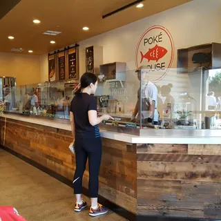 BB2. Catering Poke Bar For 30+ People