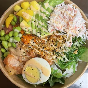 Aloha Bowl. Two scoops of ahi tuna and two scoops of albacore.