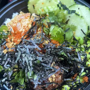 Medium-two protein bowl. White rice, shrimp/crab mix &amp; spicy tuna w lots of veggie toppings. Spicy &amp; garlic ponzu sauces