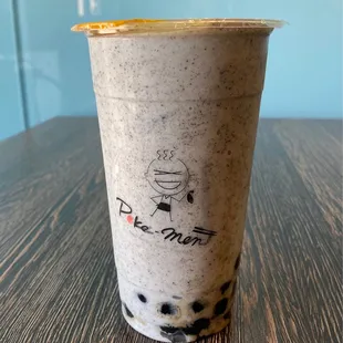 black sesame smoothie with boba