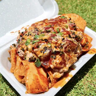 Mini Kamakazi Poke Nachos (IG @hungrylilbean; Tiktok @hungry.lilbean)