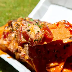 Mini Kamakazi Poke Nachos (IG @hungrylilbean; Tiktok @hungry.lilbean)
