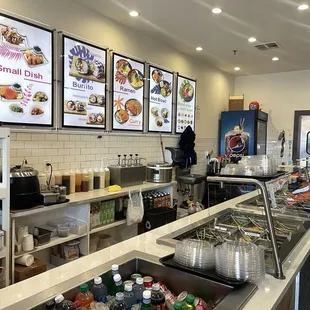 sushi and sashimi, interior