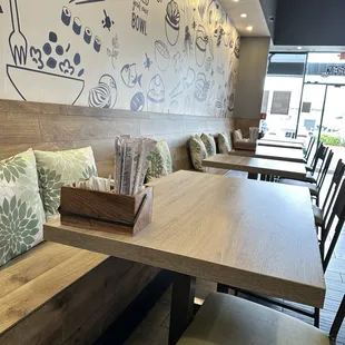 Clean. Roomy. Nice decor