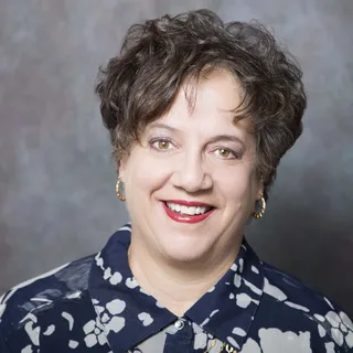 Nora R.