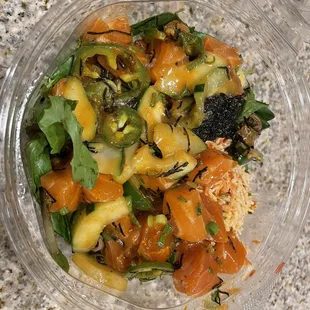 Salmon Poke Salad Large size