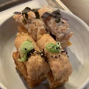 Crispy sushi, tuna and salmon.