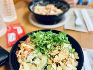 Bay Poke & Tea House