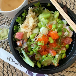 My mixed-greens based Poke Bowl