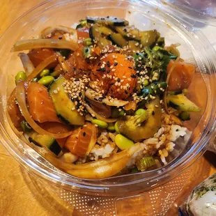 Salmon classic bowl