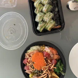 Green Dragon Roll (8 Pcs)