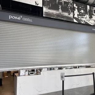 the entrance to poke2 grill