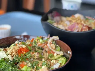 Poke Pola