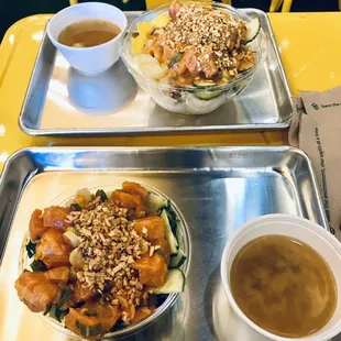 Build your own small and large bowls with miso soup.