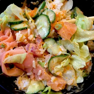 Regular bowl - salmon and tuna, with ponzu and spicy mayo.