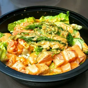 Spicy tuna and salmon bowl.