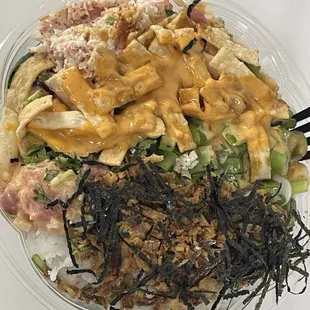 Hawaiian Bowl with Kani salad and wonton crisps