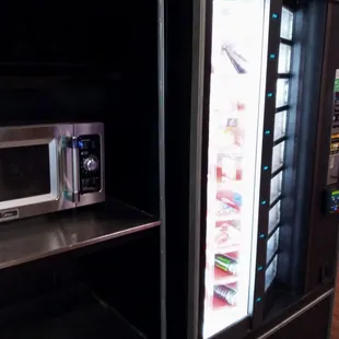 The casino floor does have that Motel 6 vibe going for it.