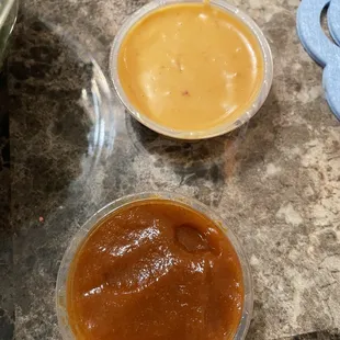 The delicious sauces on the side!
