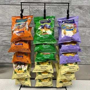 Hawaiian brand kettle style chips.