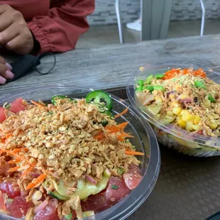 Omg.. Fresh Vegetables - Crunchies - Tempora - Sauce - and Meat! ( mouth watering )