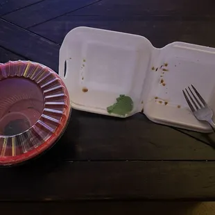 Absolutely demolished my 5 scoop poké bowl and salmon roll. So good