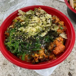 3 Scoops - Sushi Rice, Spicy Tuna, Spicy Salmon, Tuna, Green &amp; White Onion, Spicy House Poki Sauce, Seaweed Salad, Ginger &amp; Furikake