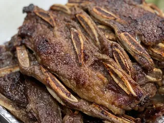 Young's Hawaiian BBQ