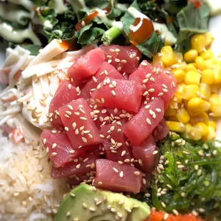 Tuna Poki w Avocado