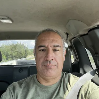 Oscar R.