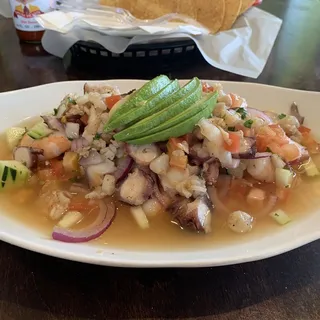 Polas basket nachos