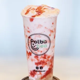 Strawberry yogurt shake w aloe vera