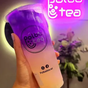 Lychee butterfly pea tea. 4 stars
