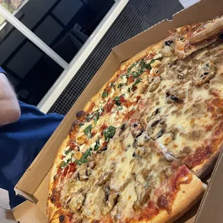 Goat Cheese Gourmet Pizza