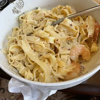 Fettuccine Alfredo