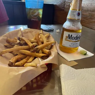 Fries, tea and a Modelo.